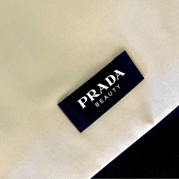 Prada Reversible Beauty Tote Bag - Picture 4 of 6